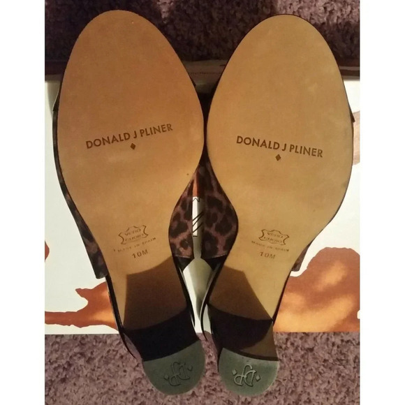 DONALD J PLINER Reptile Patent Leather Peep Toe - Picture 6 of 7